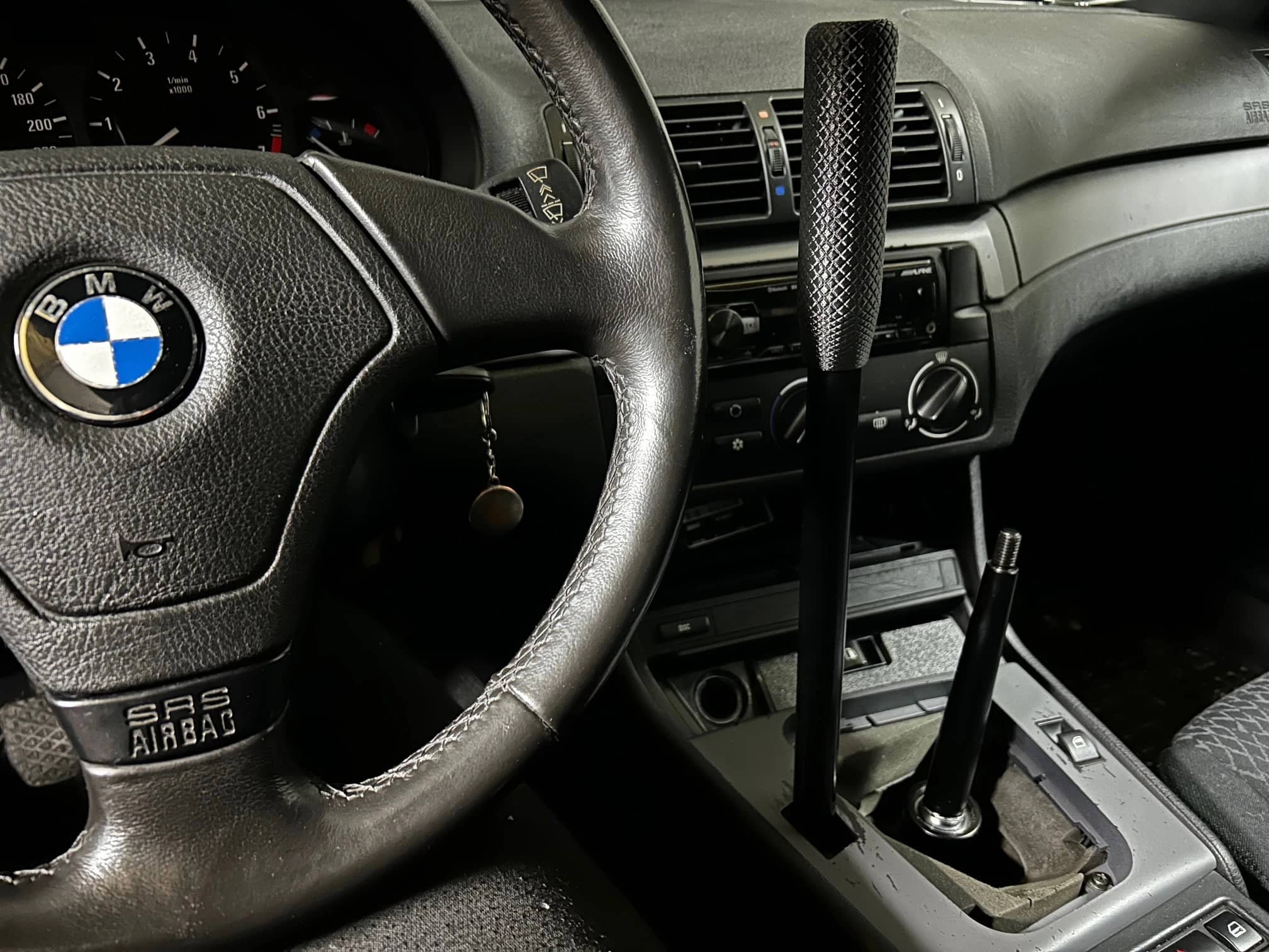 Ogólny widok na postęp prac przy projekcie drift BMW E46